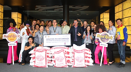 The Hard Rock Hotel donates a ton of rice to Pattaya Musicians 4 Charity to go towards the Father Ray Foundation’s S.O.S. Rice appeal.